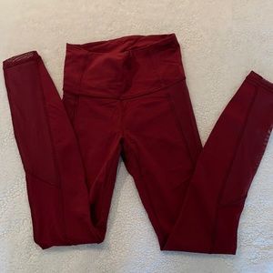 Lululemon leggings with mesh detail size 4